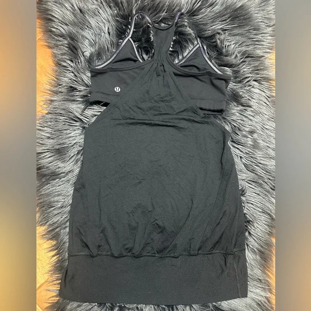 Lululemon No Limit Built in Bra Black Tank Top Size 6 - Picture 3 of 5